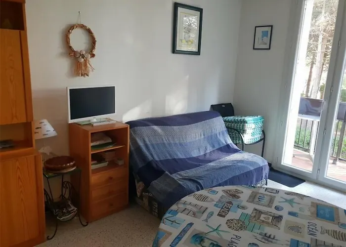 Διαμέρισμα T2 A 50m De La Avec Balcon Et Parking - - Fr-1-388-43 *